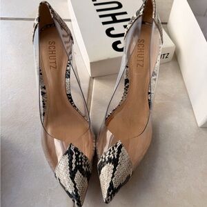 SCHUTZ Women's Black and Cream Snakeskin Heels